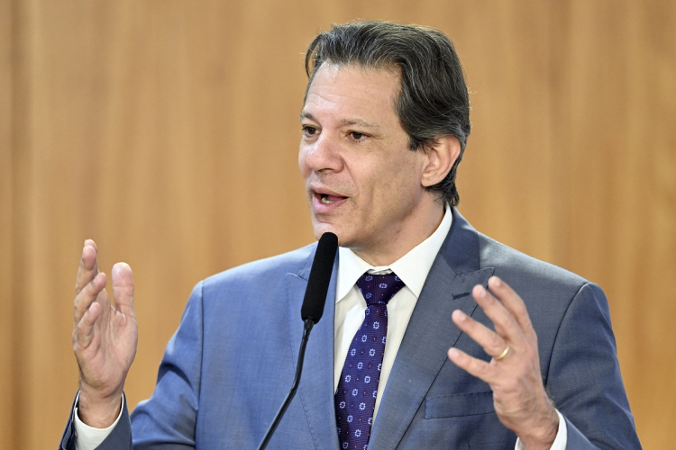 Prioridade de Fernando Haddad, MP da subvenção é adiada para a próxima semana