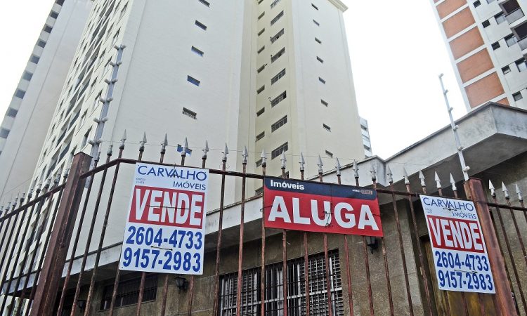 Aluguel residencial tem queda de 0,37% em novembro, aponta FGV